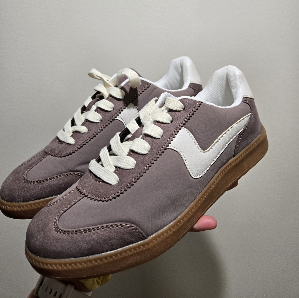 JustFab: Demi Court Sneaker